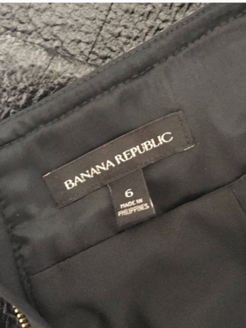 Banana Republic Textured Faux Leather Skirt Size 6 - Picture 5 of 5